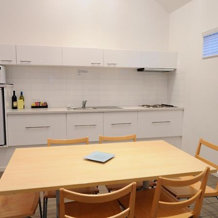 Ashmont Motel And Apartments Port Fairy Exterior photo