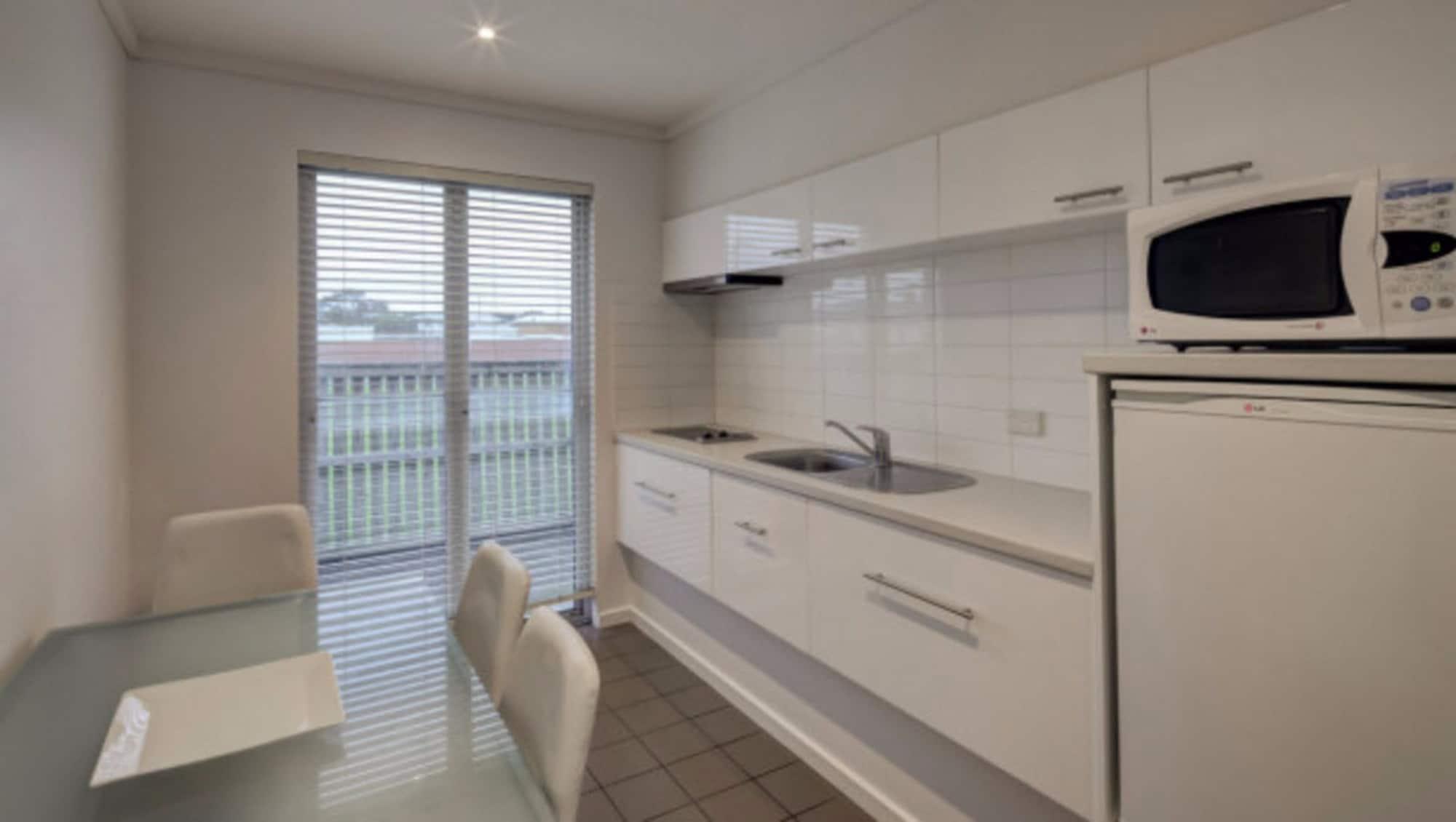 Ashmont Motel And Apartments Port Fairy Exterior photo