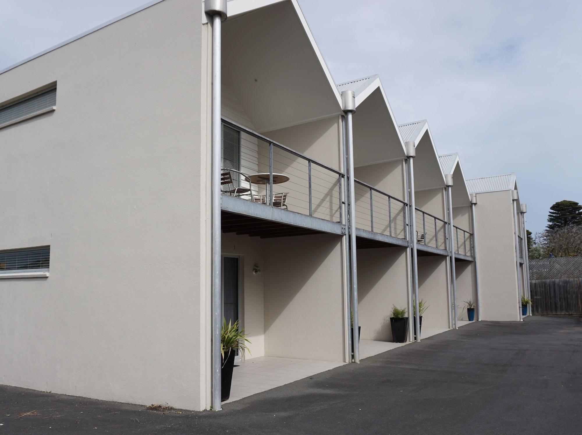 Ashmont Motel And Apartments Port Fairy Exterior photo