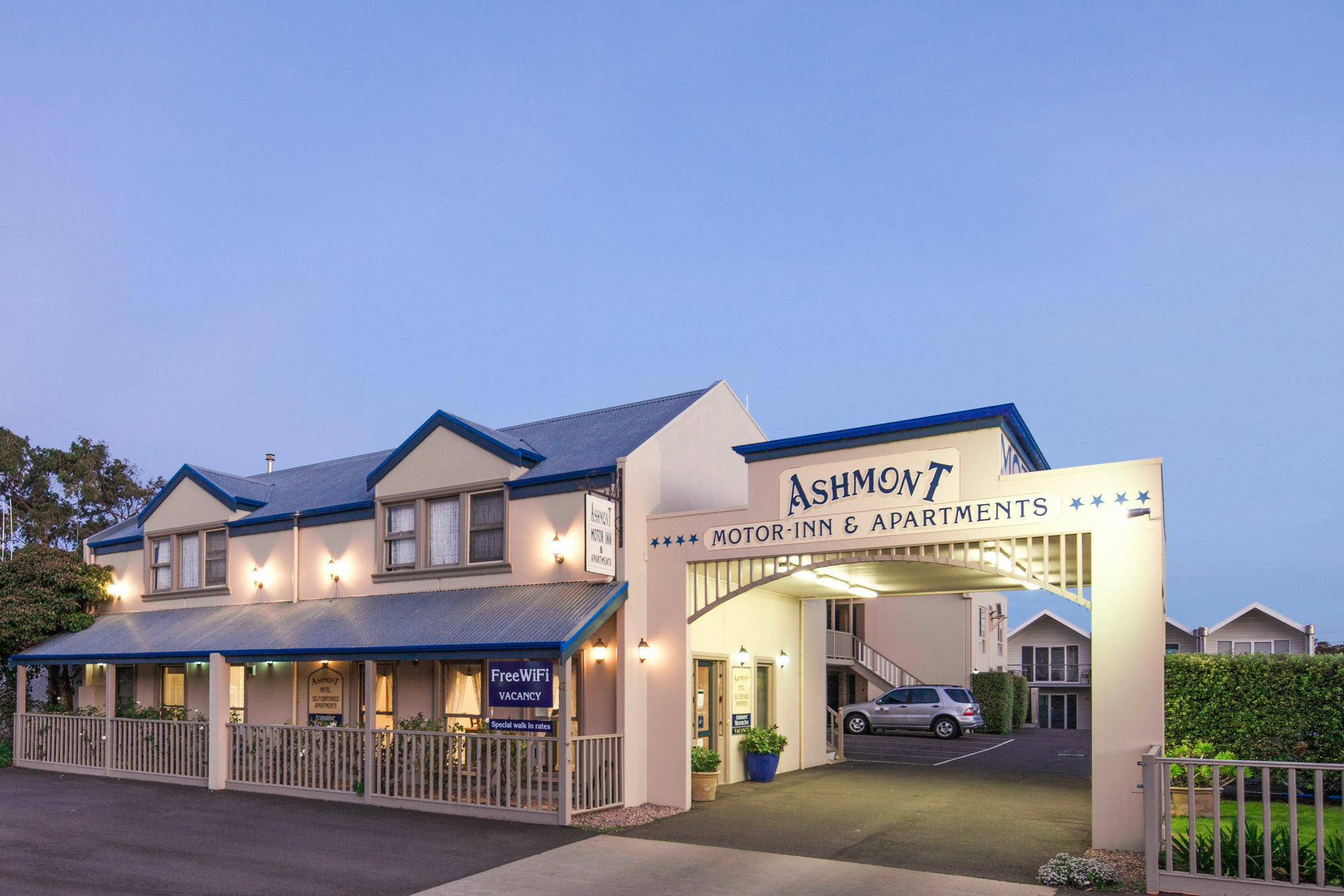 Ashmont Motel And Apartments Port Fairy Exterior photo