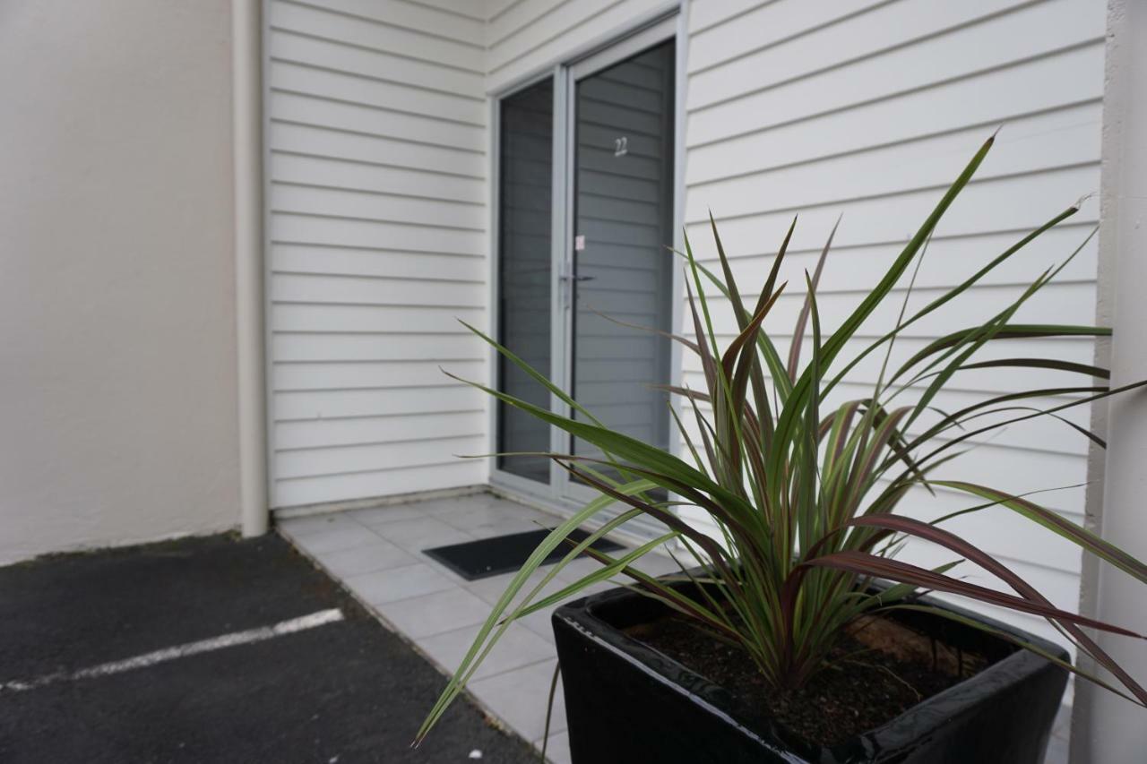 Ashmont Motel And Apartments Port Fairy Exterior photo