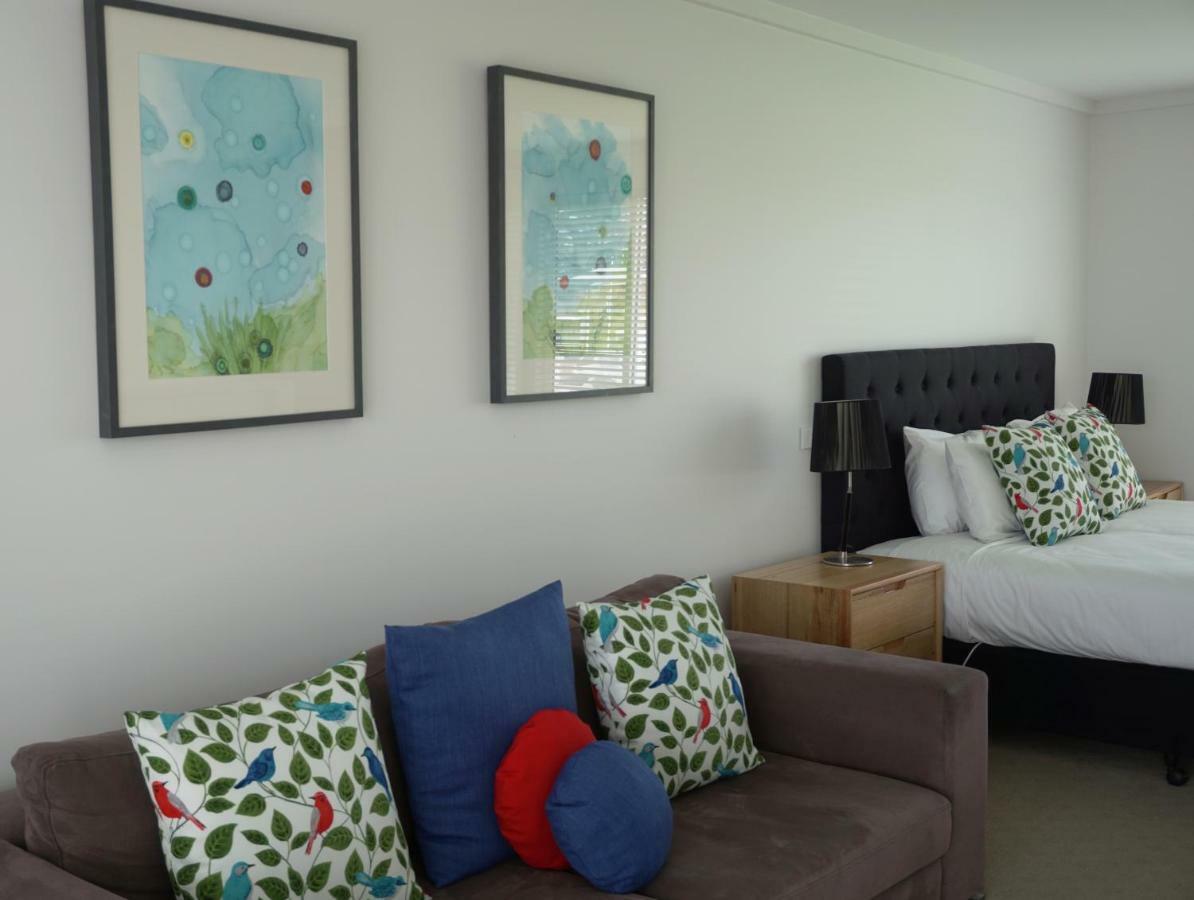 Ashmont Motel And Apartments Port Fairy Exterior photo