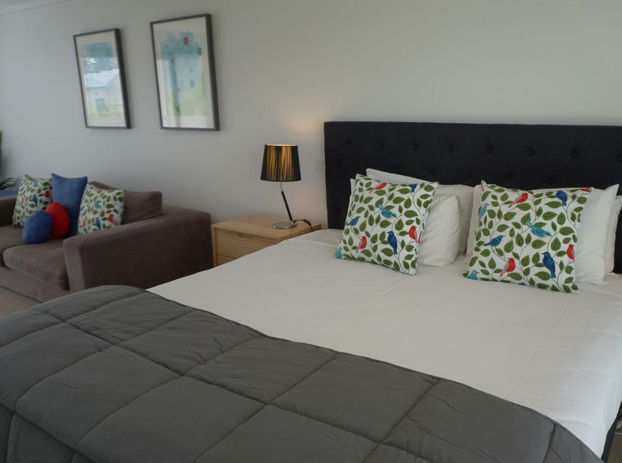 Ashmont Motel And Apartments Port Fairy Exterior photo